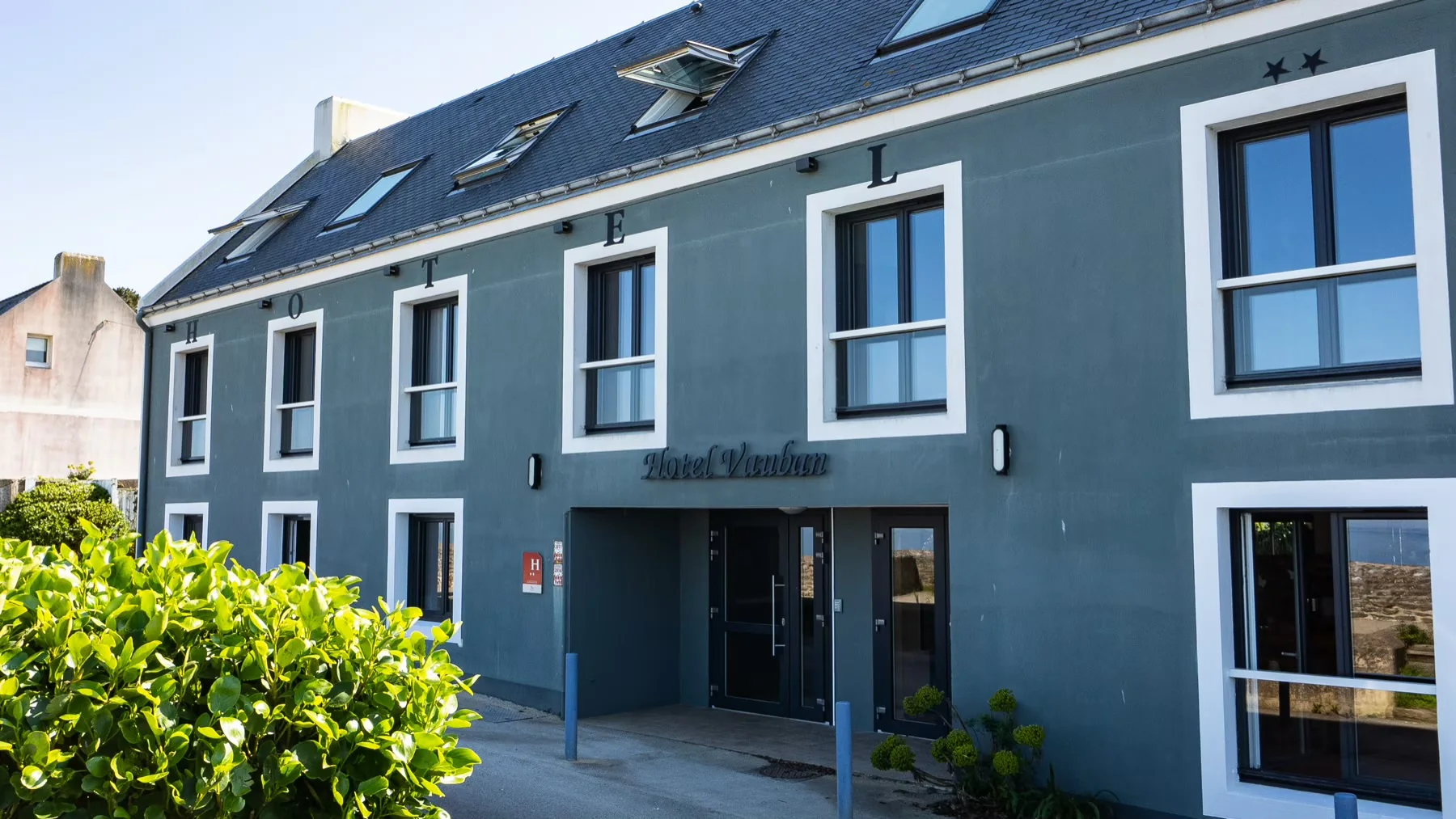 Façade de l’Hôtel Vauban à Le Palais